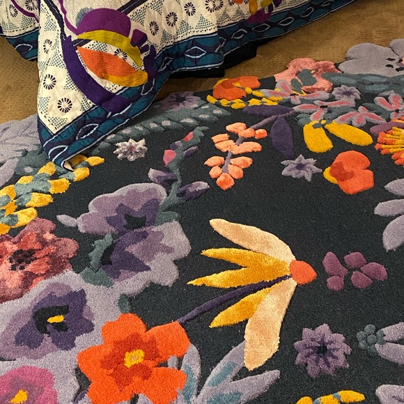 New Tufted Jardin rug from Anthropologie - Picture 5 of 8